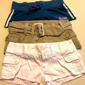 3 pairs of Hollister shorts
